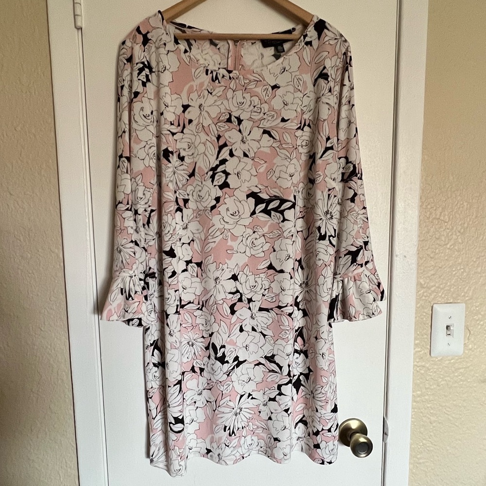 Laundry by Shelli Segal Floral Dress size XL